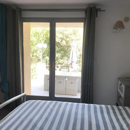 T2 En Rez-de-jardin Fleur De Sel Сен-Рафаэль