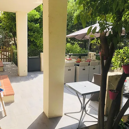 T2 En Rez-de-jardin Fleur De Sel Lägenhet Saint-Raphaël